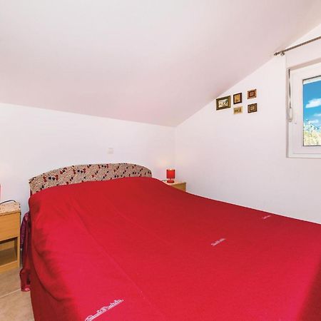 Gorgeous Apartment In Seget Vranjica Exterior photo